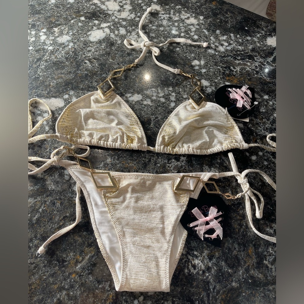 SOLD xxx NWT beach bunny bikini white and gold animal skin size XL/L set - Picture 6 of 13